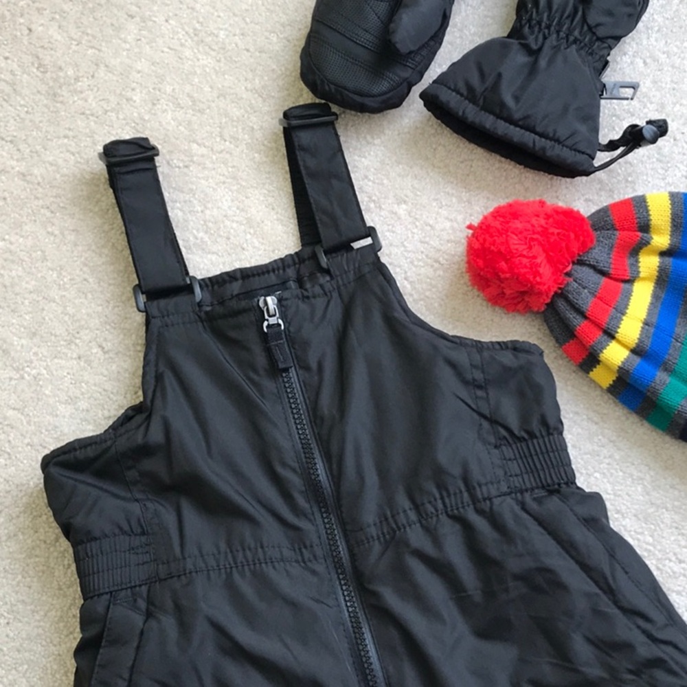 ZERO XPOSUR SIZE 4 SNOW BIB IN BLACK